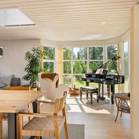 Summerhouse In Gilleje Udsholt Sand