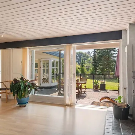 Summerhouse In Gilleje *